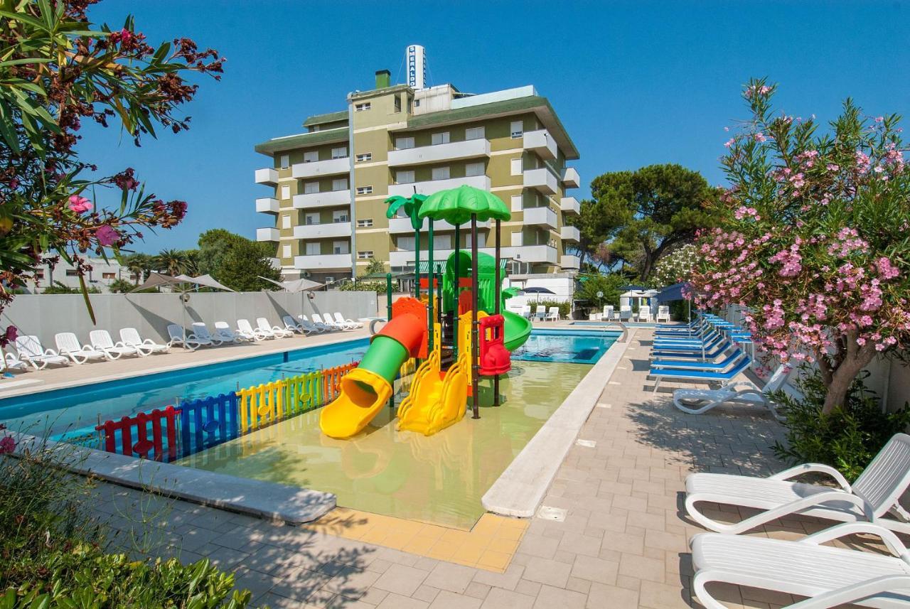 Hotel Smeraldo Giulianova Exterior photo