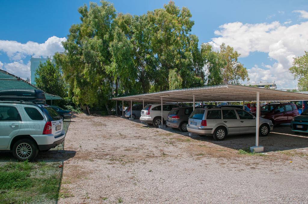 Hotel Smeraldo Giulianova Exterior photo