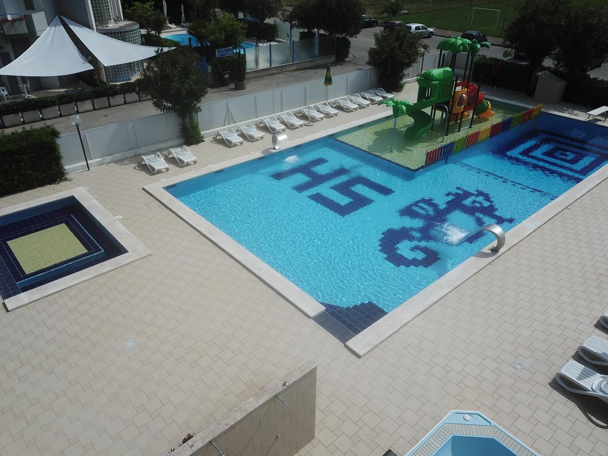 Hotel Smeraldo Giulianova Exterior photo